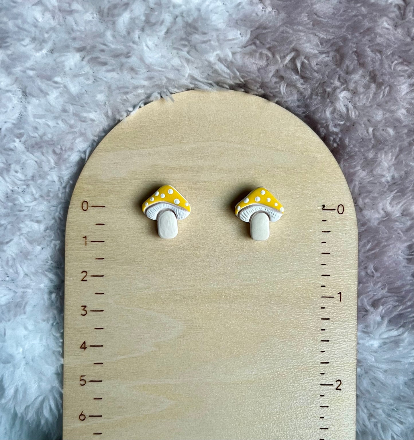 Mushroom Studs