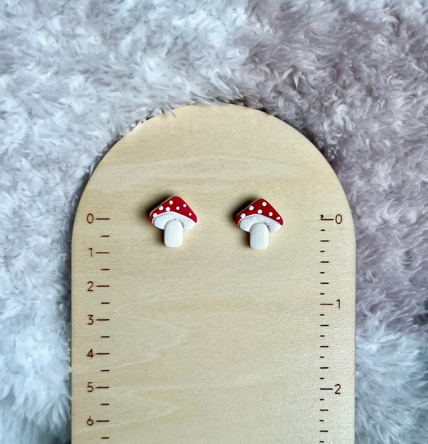 Mushroom Studs