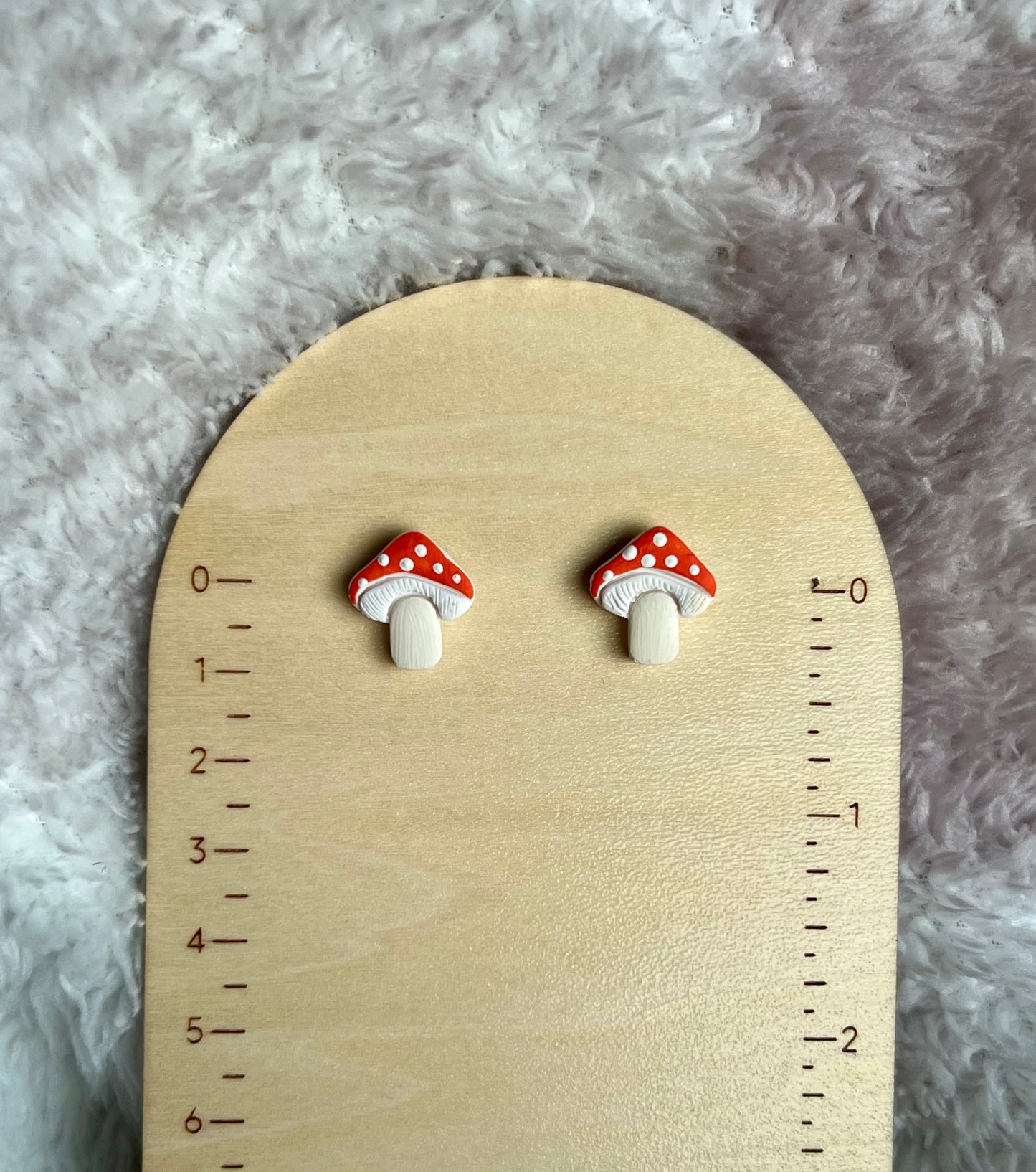 Mushroom Studs