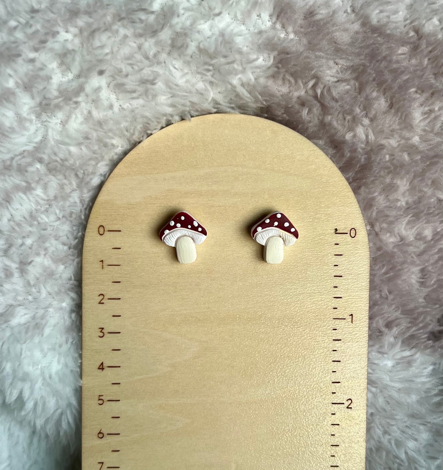 Mushroom Studs