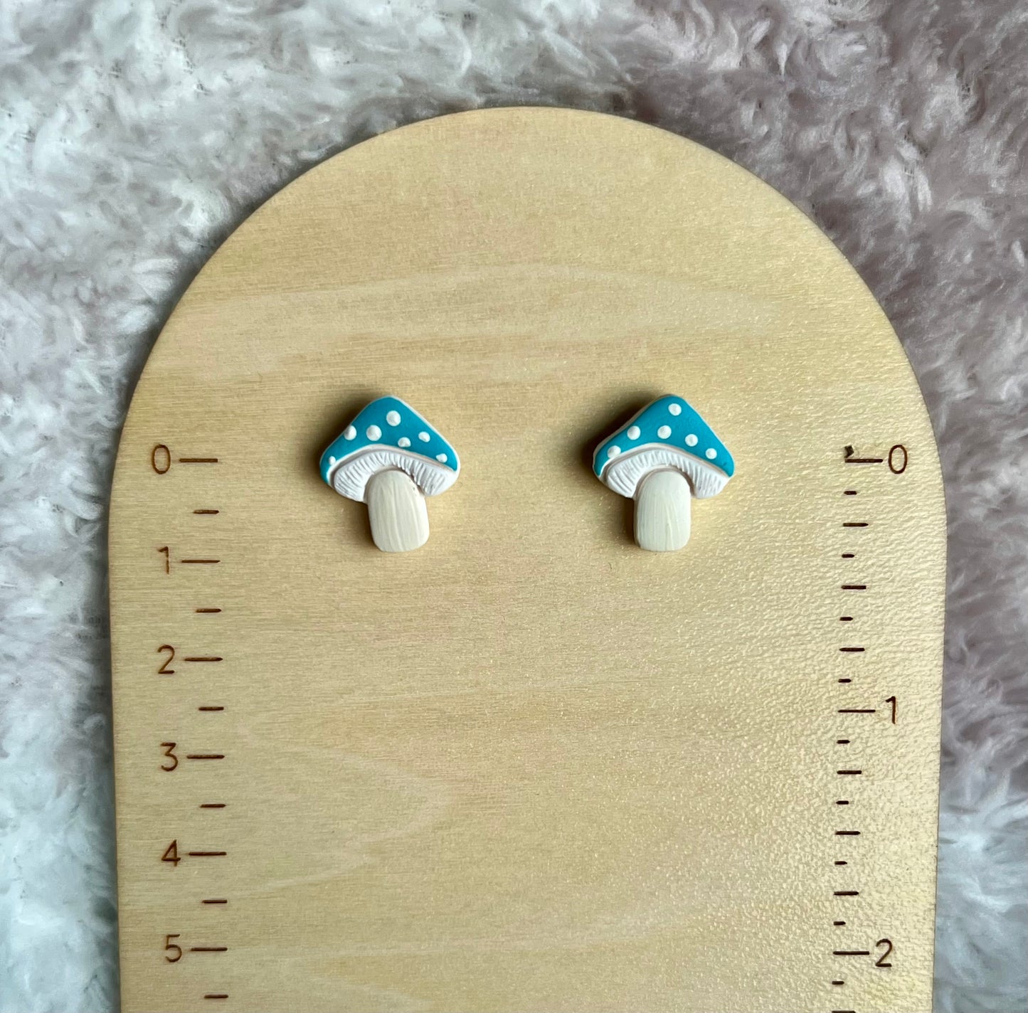 Mushroom Studs